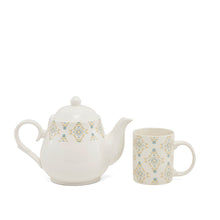 Load image into Gallery viewer, Common but Not - Teapot - Classical